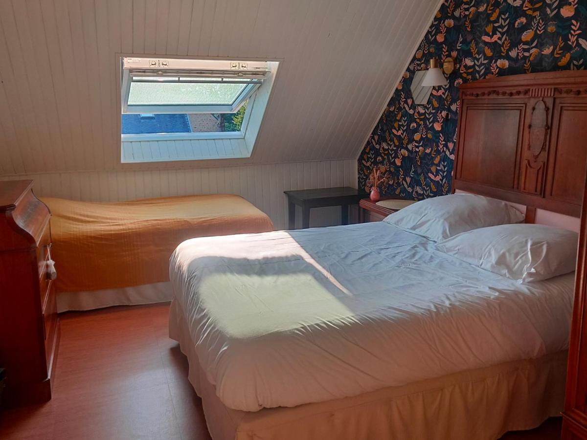 Chambres D'Hotes Et Gite D'Etape Avel Glaz Morlaix Zimmer foto